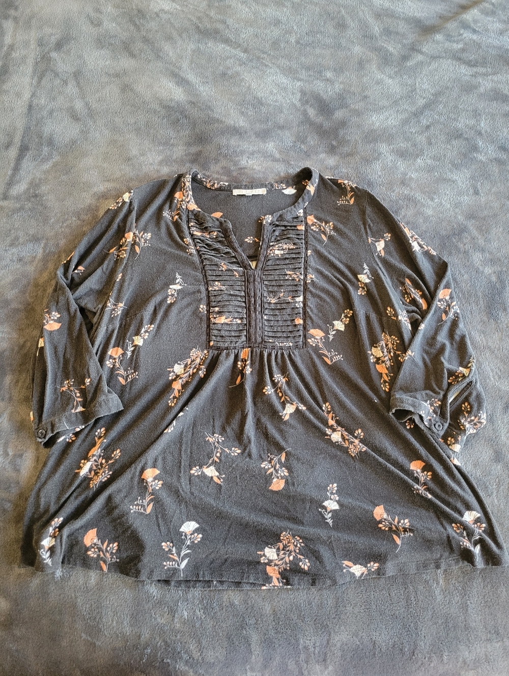 Daniel Rainn Patoke Split Neck Knit Top